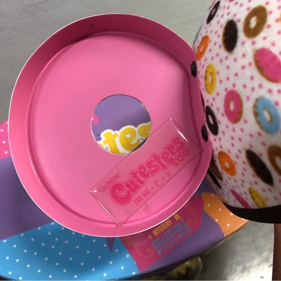 Cutesters RARE Donut Mickey Ears Collectors - Picture 6 of 10